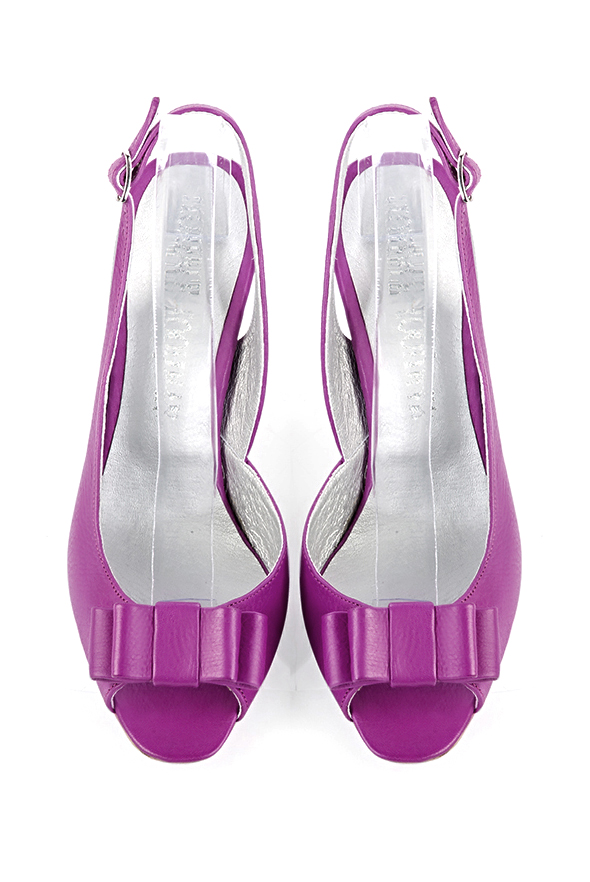Sandales élégantes et raffinées pour soirées et cérémonies, coloris violet mauve. Bout rond. Haut. Talon fin. Cérémonie, soirée, cocktail, évènementiel. Personnalisation : Choix des cuirs, 
                des couleurs et des talons. Petites et grandes pointures. - Florence KOOIJMAN